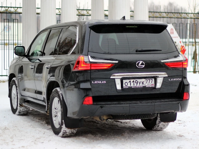 Lexus LX 450d взять машину в аренду
