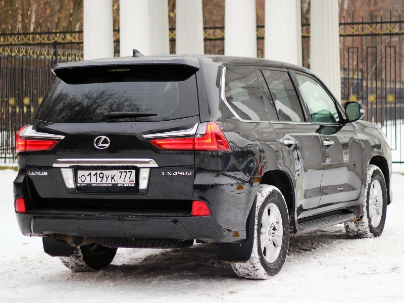 Lexus LX 450d аренда в Москве