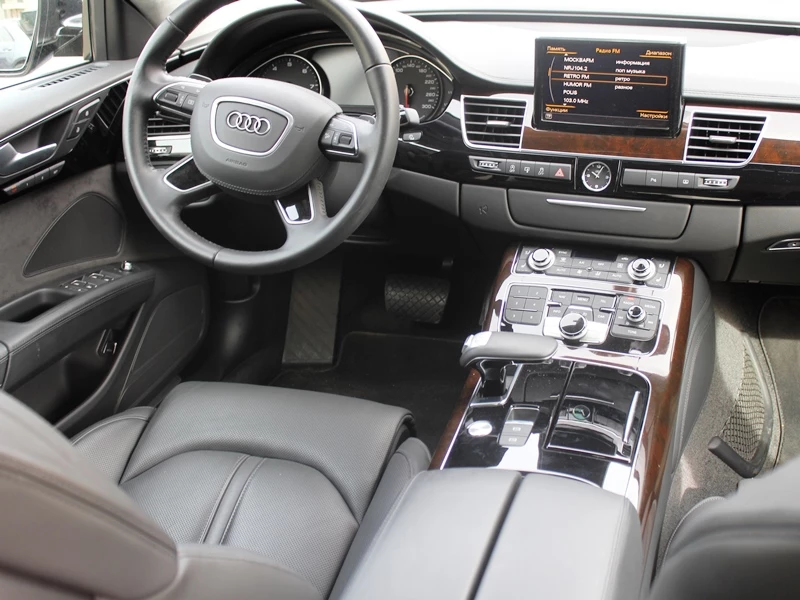 Audi A8 NEW аренда в Москве