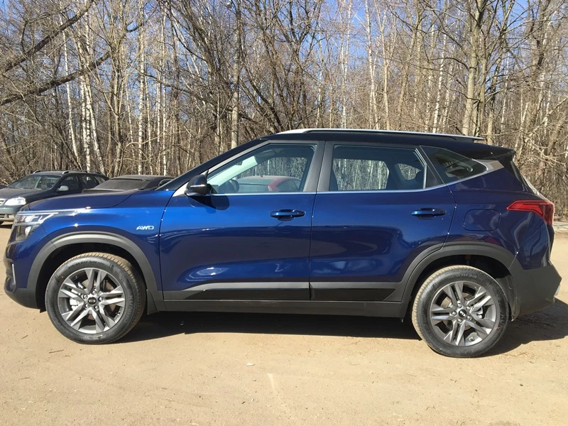 Kia Seltos 2.0 CVT 4WD напрокат