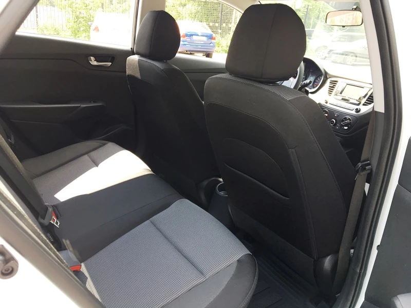 Hyundai Solaris II 1.4 rest. взять машину в аренду