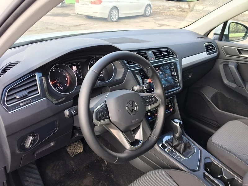 Volkswagen Tiguan II rest. автомобиль в аренду