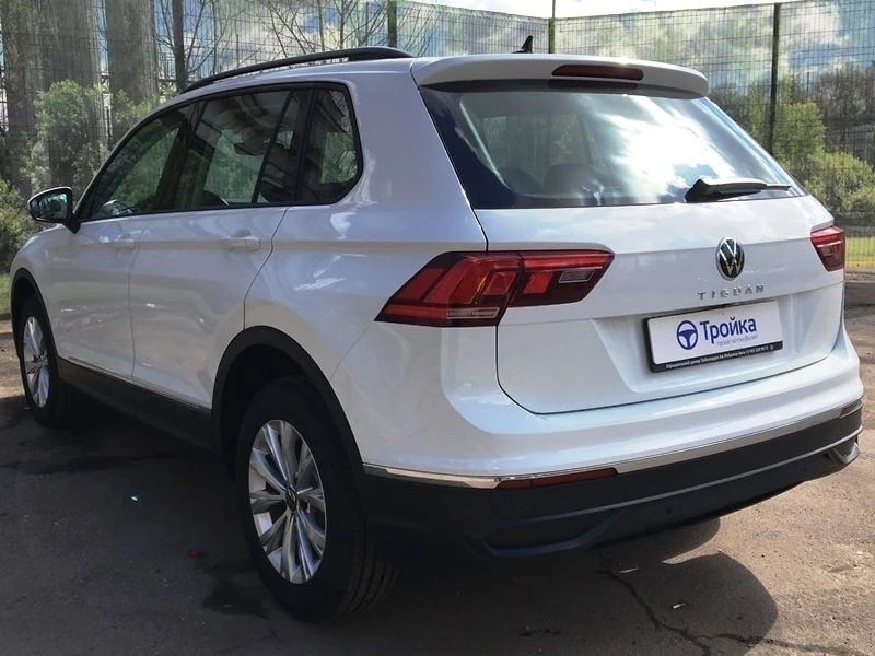 Volkswagen Tiguan II rest. взять машину в аренду