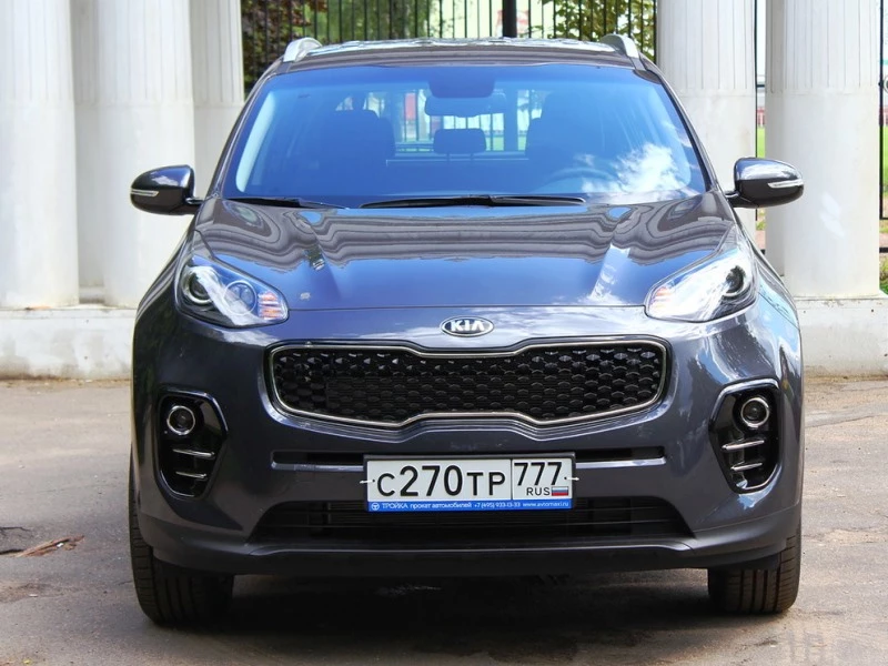 Kia Sportage Luxe 4x4 автомобиль в аренду