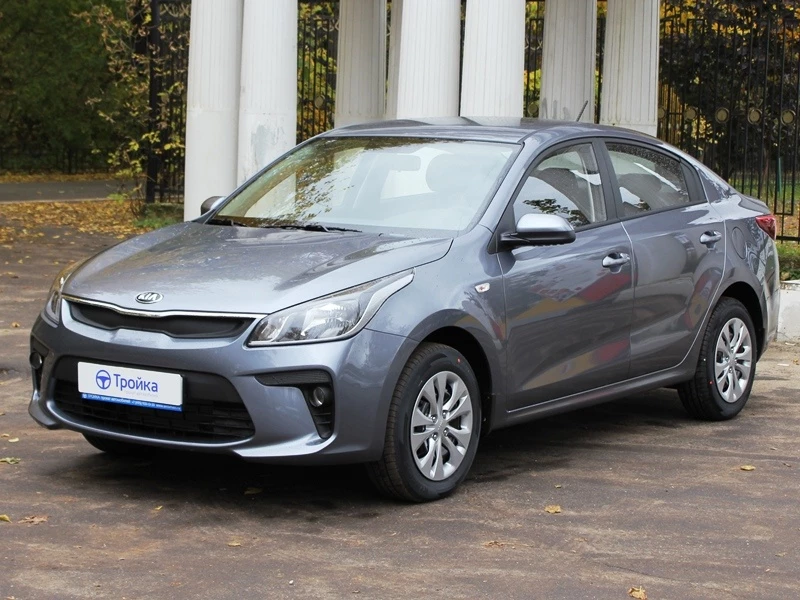 Kia Rio IV 1.6 AT Luxe аренда в Москве