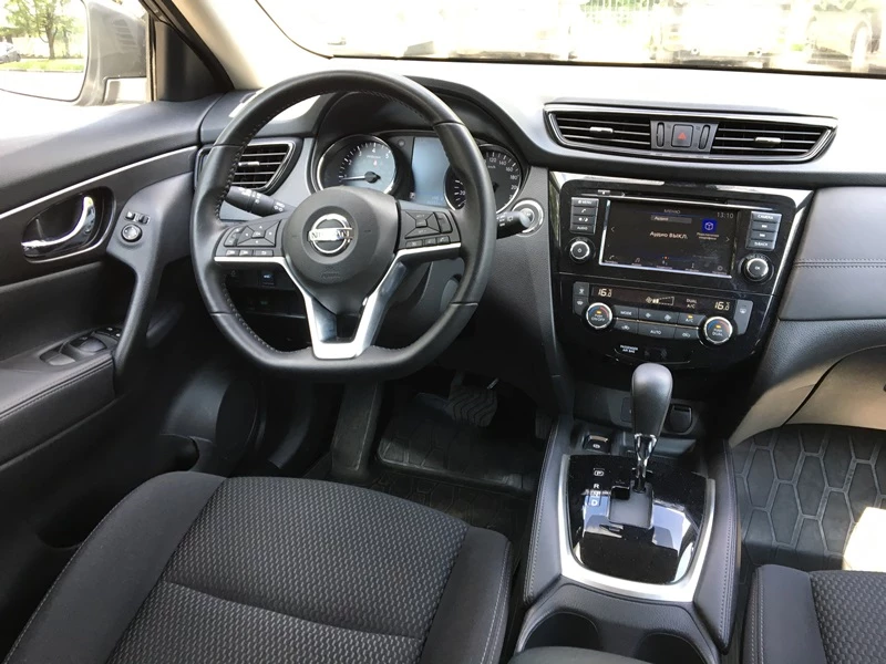 Nissan X-Trail 4×4  прокат