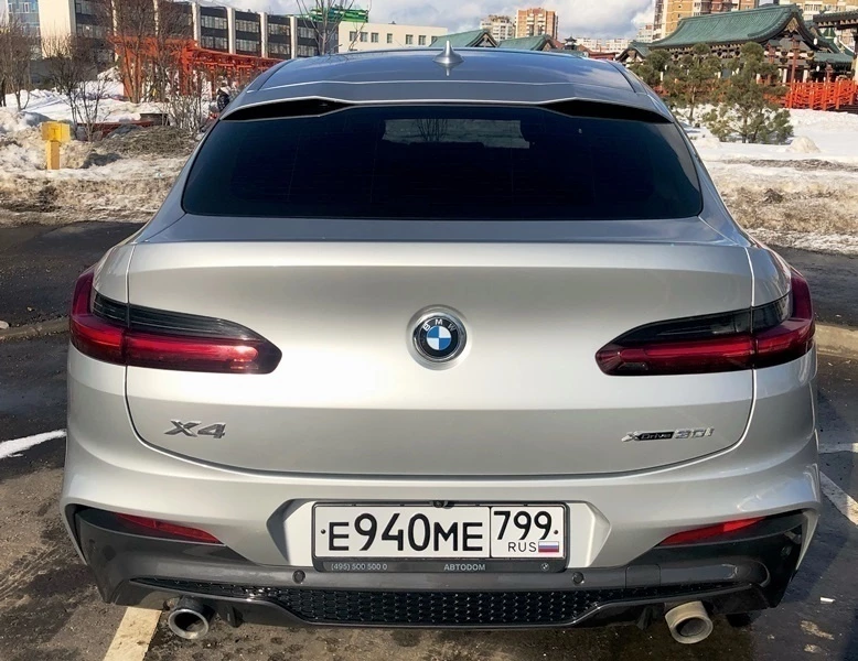 BMW X4 30i xDrive M Sport автомобиль в аренду