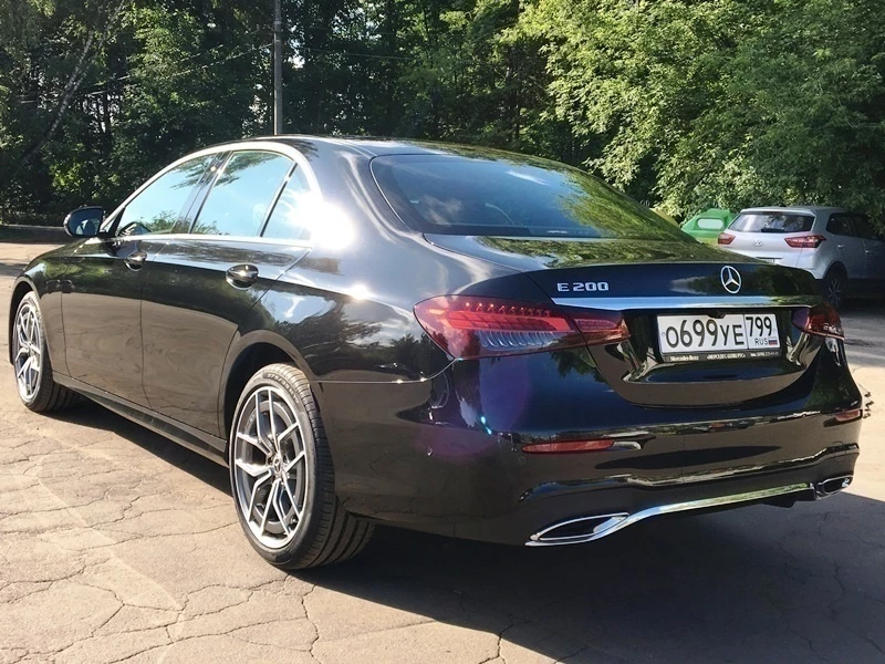 Mercedes E200 AMG rest. взять машину в аренду