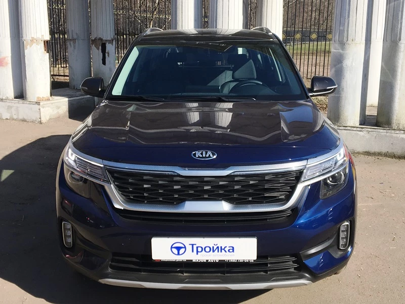 Прокат Kia Seltos 2.0 CVT 4WD в Москве