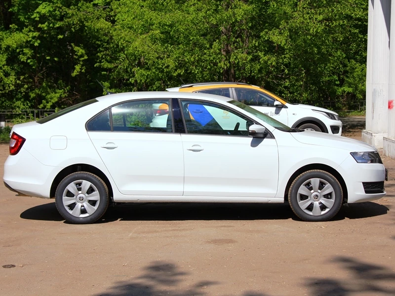 Skoda Rapid AT  аренда в Москве