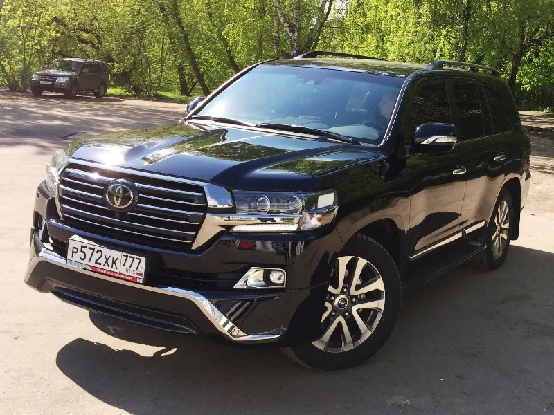 Toyota Land Cruiser 200 напрокат