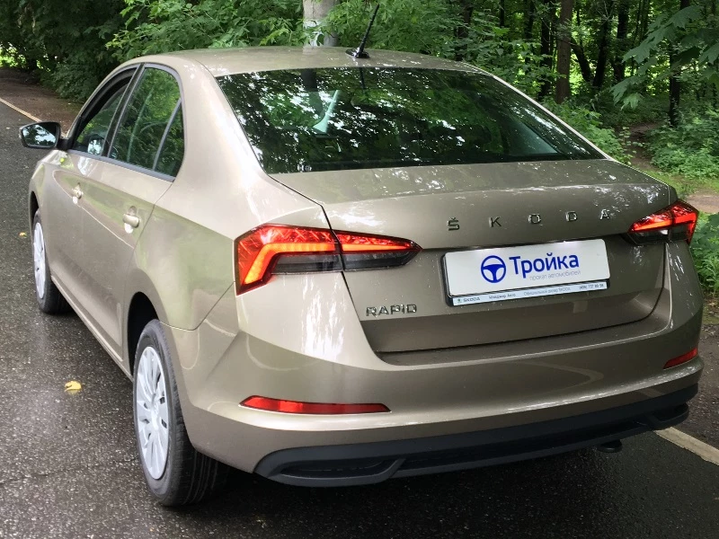 Skoda Rapid rest. автомобиль в аренду