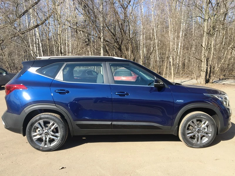 Kia Seltos 2.0 CVT 4WD напрокат
