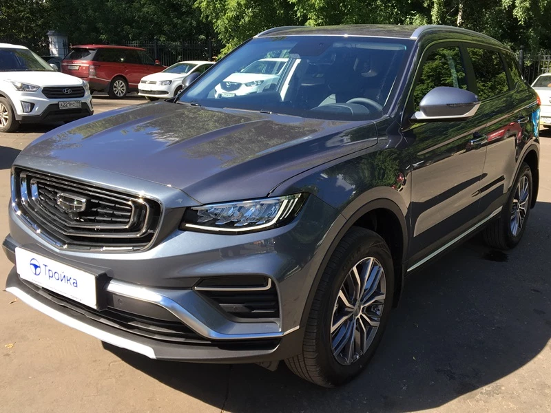 Geely Atlas Pro Luxury аренда в Москве