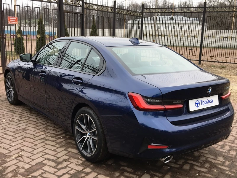 BMW 320 G20  взять машину в аренду