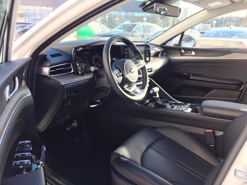 Прокат Kia K5 2.4  Luxe в Москве