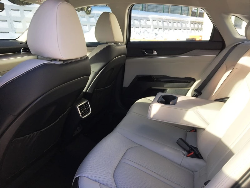 Kia K5 2.4  Luxe напрокат
