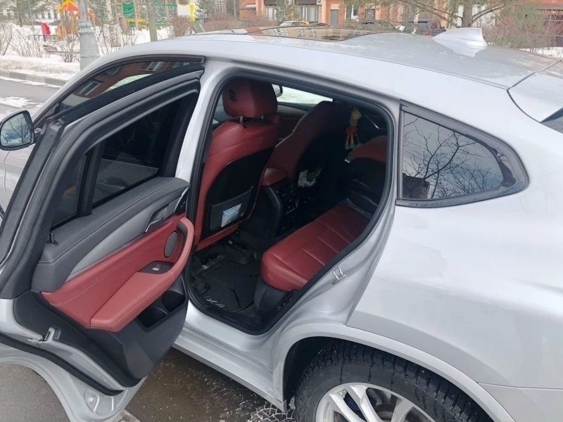 BMW X4 30i xDrive M Sport напрокат