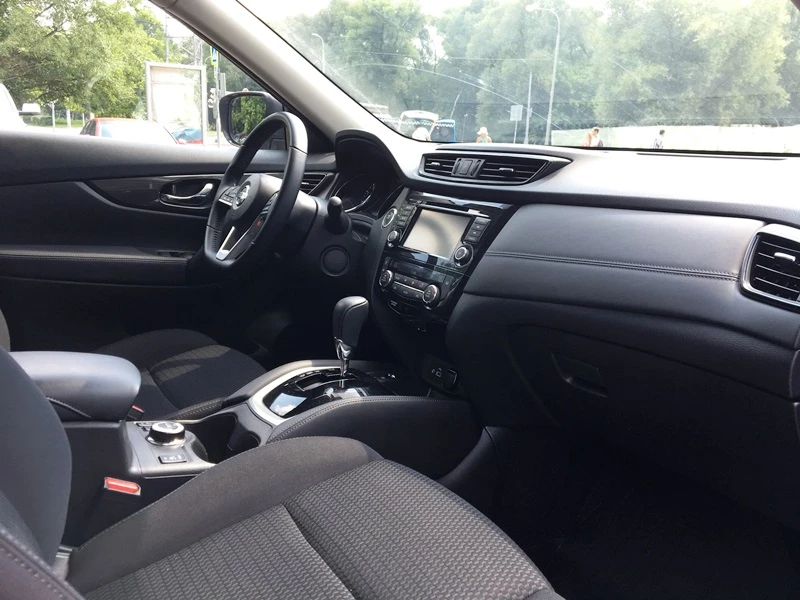 Nissan X-Trail 4×4  аренда в Москве