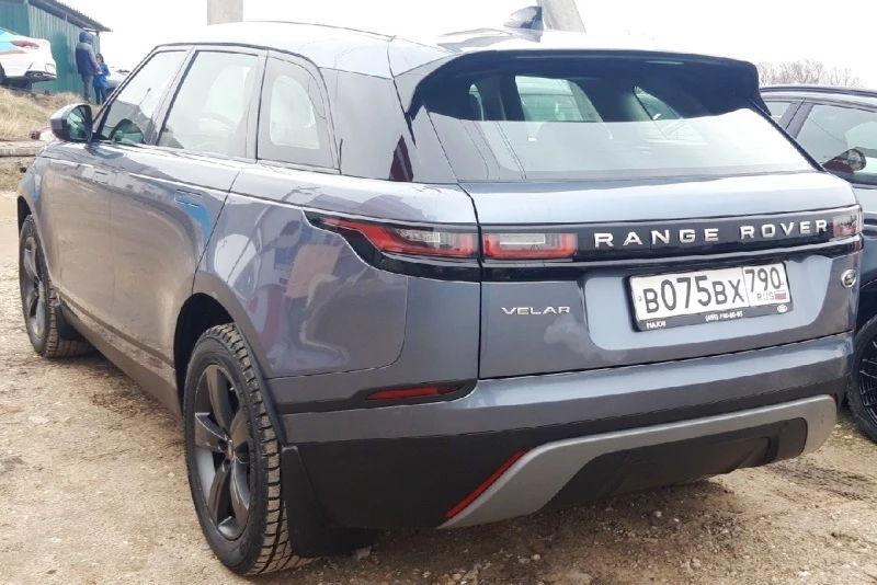 Range Rover Velar 2.0TD взять машину в аренду