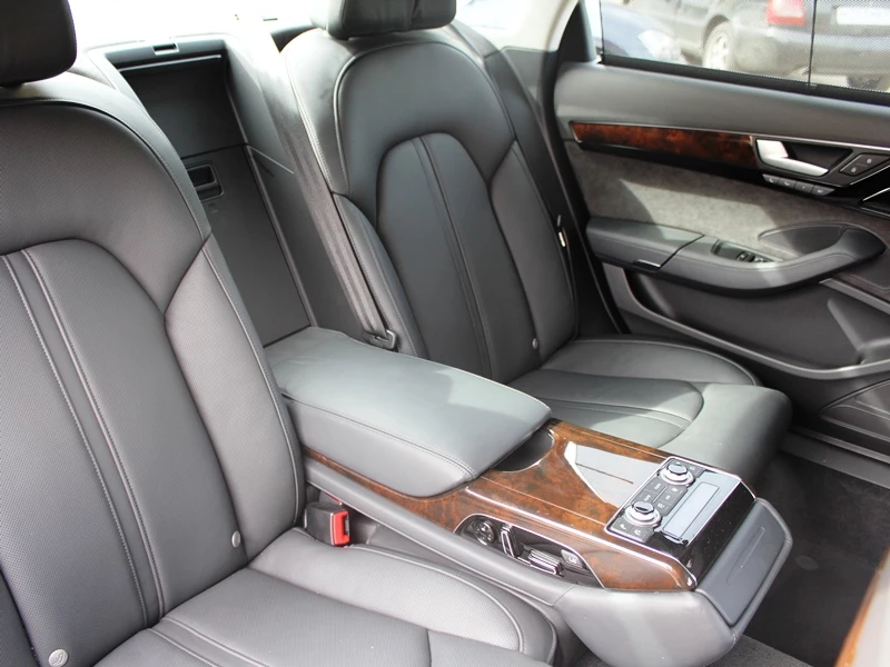 Audi A8 NEW прокат