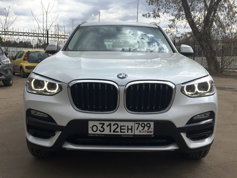 BMW X3 xDrive G01 автомобиль в аренду