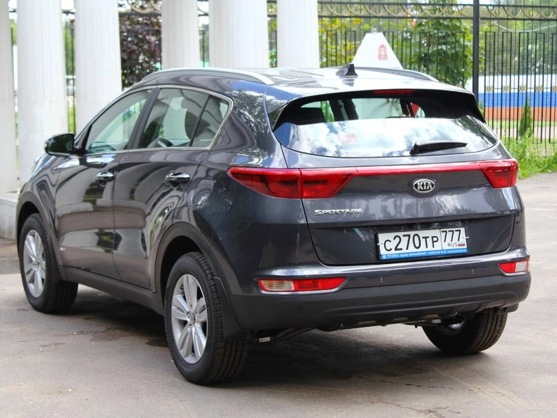 Kia Sportage Luxe 4x4 взять машину в аренду