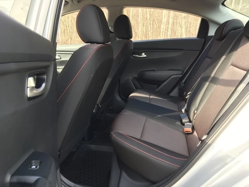 Прокат Kia Rio IV 1.6  Style rest. в Москве