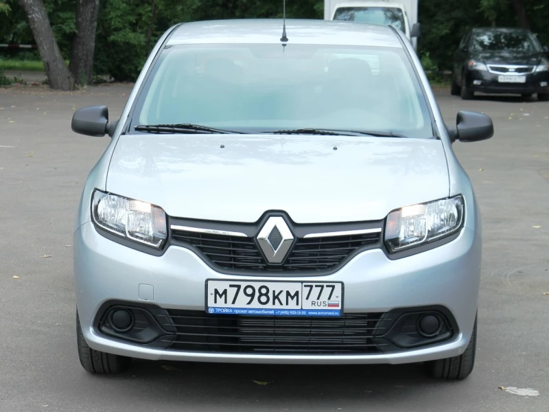 Renault Logan II MT цена аренды