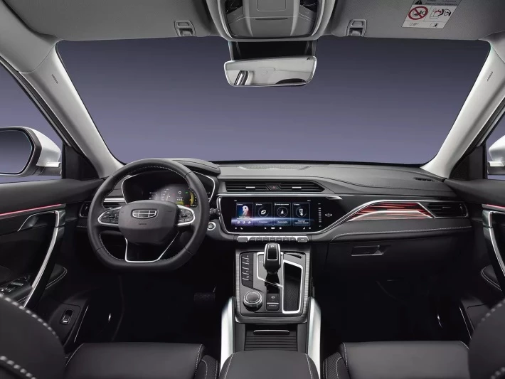 Geely Atlas Pro Luxury напрокат