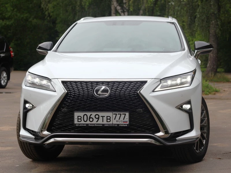 Lexus RX  цена аренды