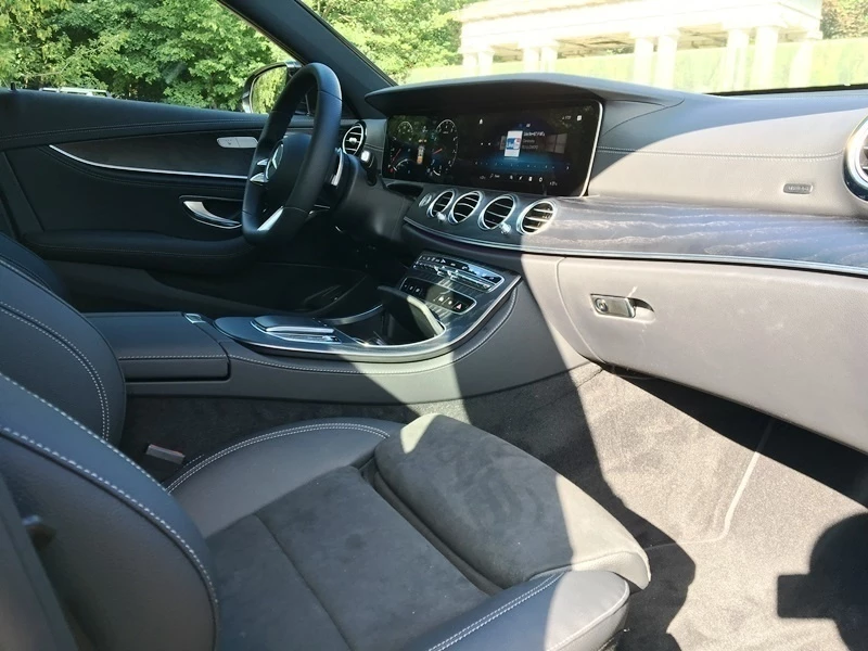 Mercedes E200 AMG rest. взять машину в аренду