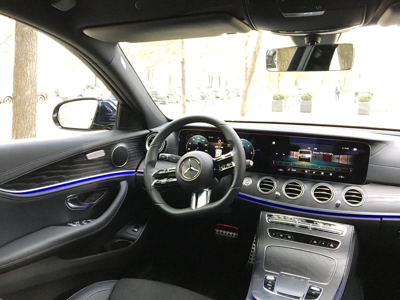 Mercedes E220d 4MATIC AMG rest. прокат