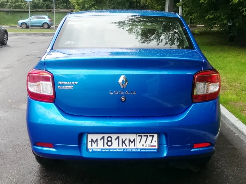 Renault Logan II MT аренда в Москве