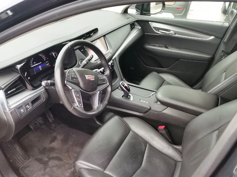 Cadillac XT5 Premium напрокат