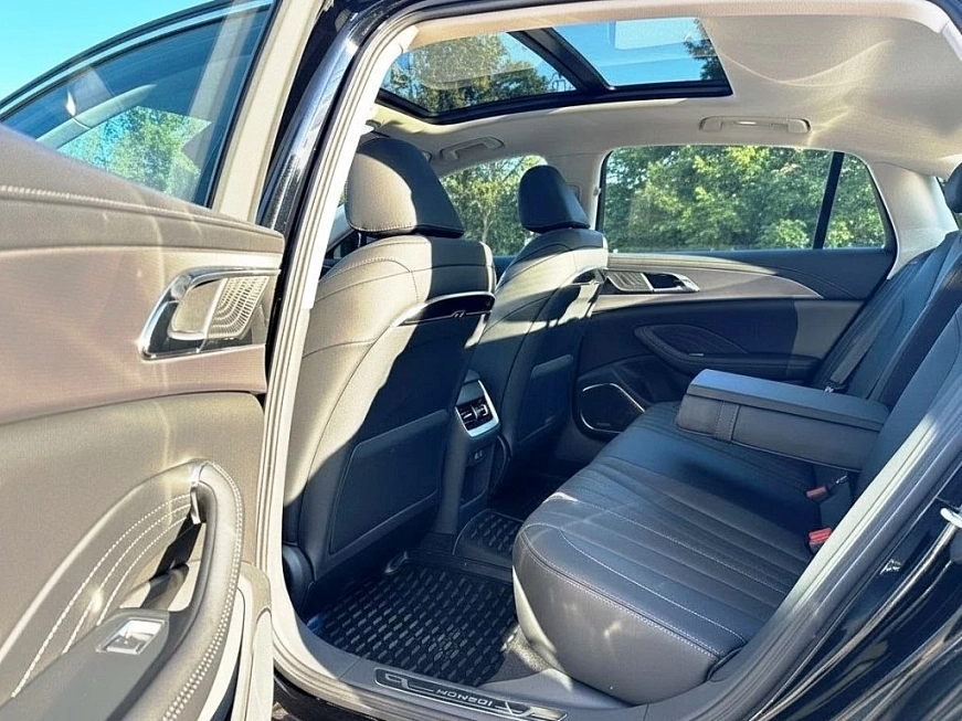 HONGQI H5 Deluxe+ автопрокат