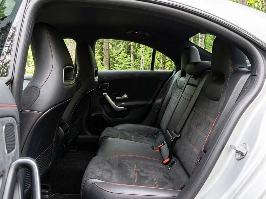 Mercedes CLA 250 Sport 4MATIC аренда в Москве