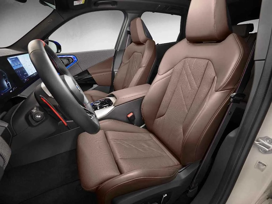 BMW X3 xDrive G45 автомобиль в аренду