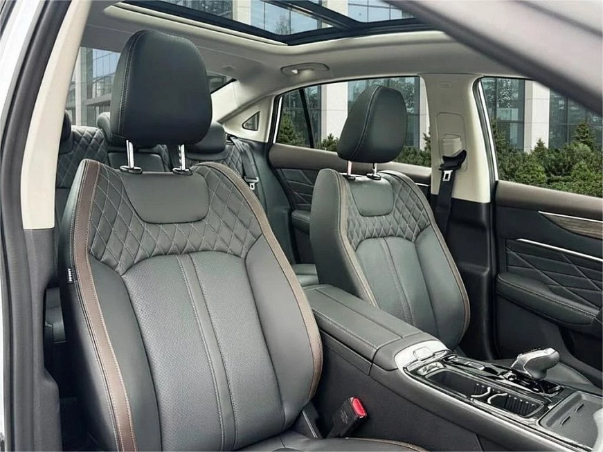 Dongfeng Shine Max  автопрокат