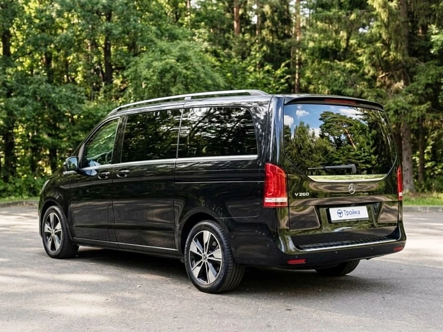 Mercedes V 260 L Exclusive взять машину в аренду