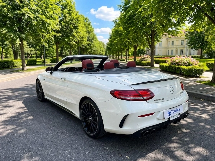 Mercedes C43 AMG cabrio взять машину в аренду
