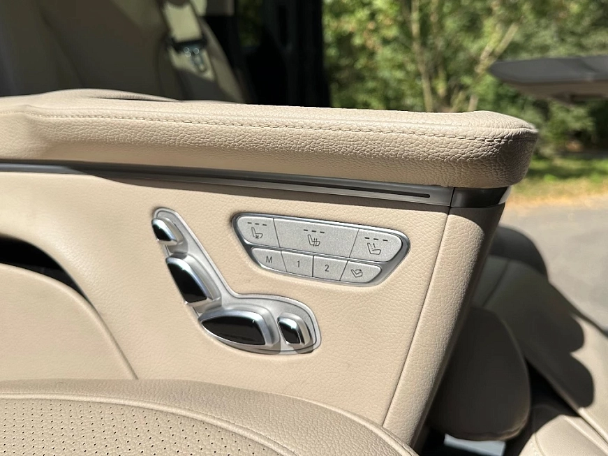 Mercedes V 260 L Exclusive прокат