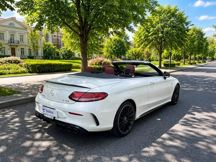Прокат Mercedes C43 AMG cabrio в Москве