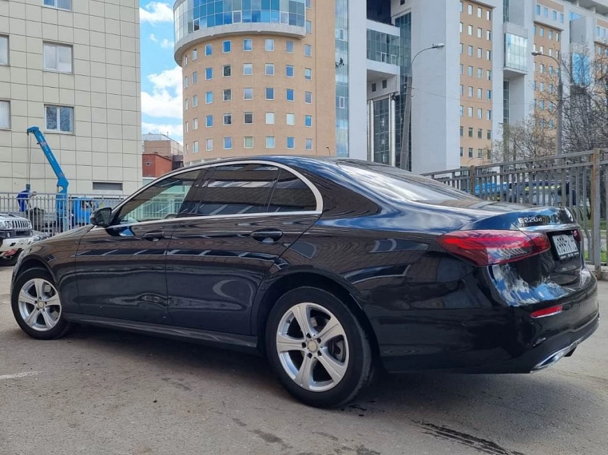 Mercedes E220d 4MATIC AMG rest.