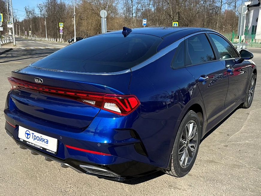 Kia K5 2.0   взять машину в аренду