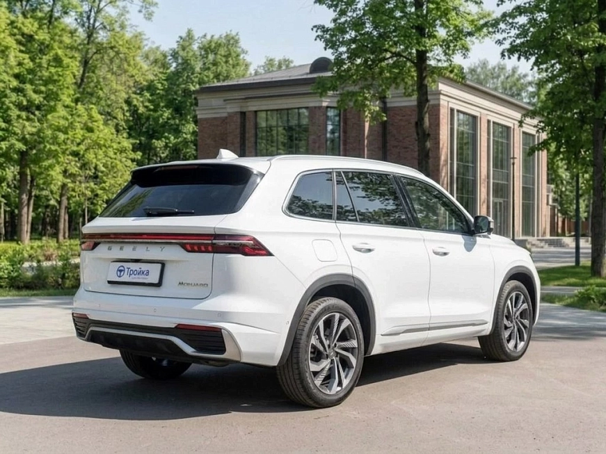 Прокат Geely Monjaro Exclusive в Москве