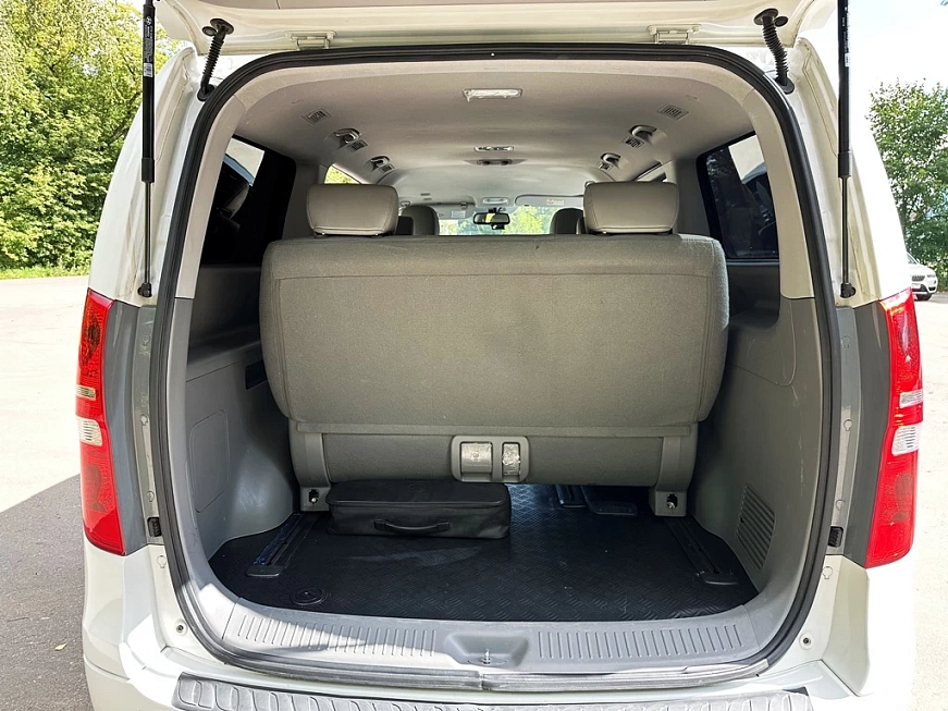 Hyundai Grand Starex 7 seats 4x4 напрокат