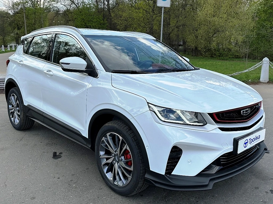 Прокат Geely Coolray Flagship в Москве