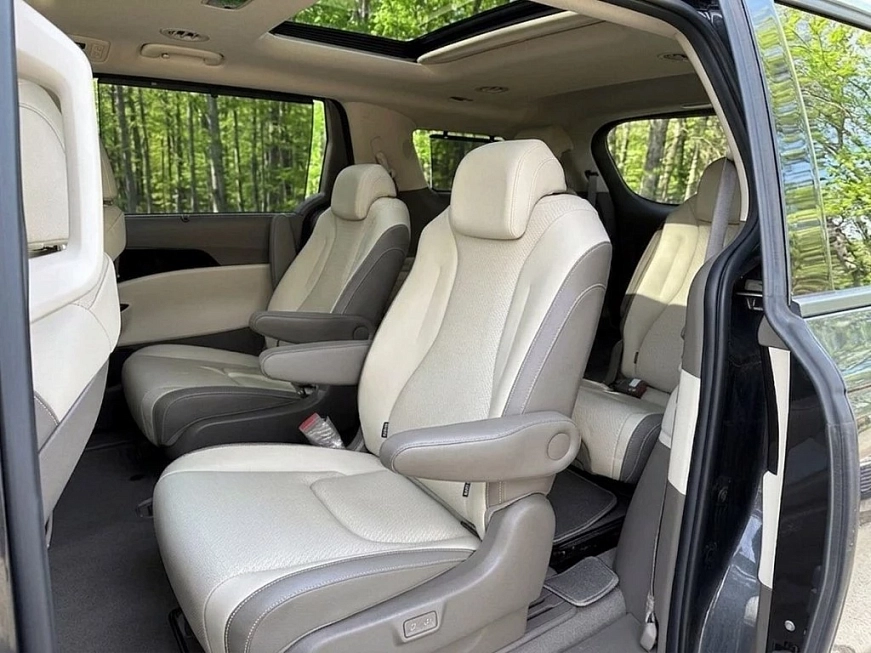 Прокат KIA Carnival IV 9 мест  в Москве