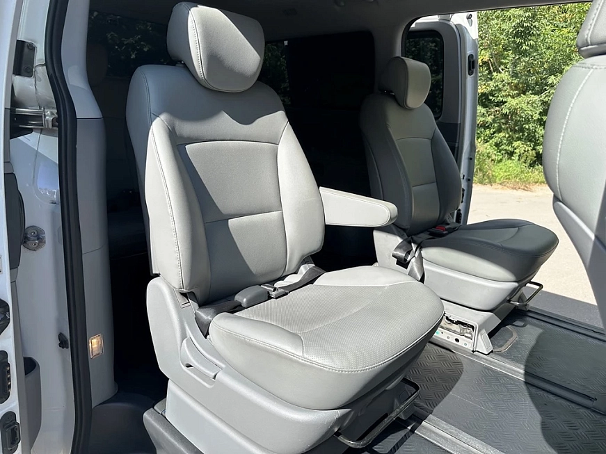 Hyundai Grand Starex 7 seats 4x4 цена аренды